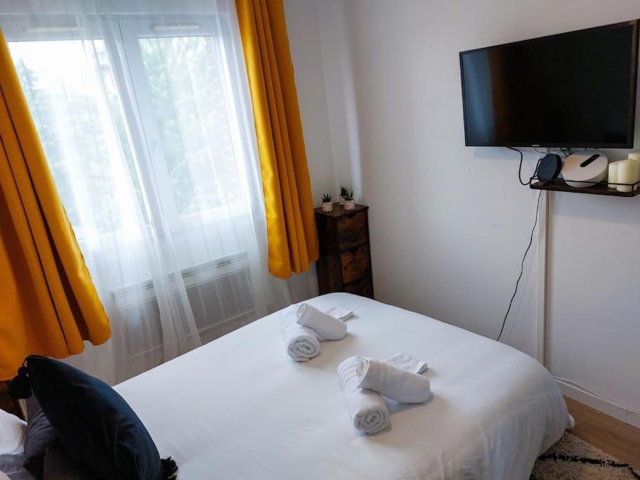 Le Sympathique - Petit Dejeuner, Netflix, Jacuzzi Rouen Kültér fotó